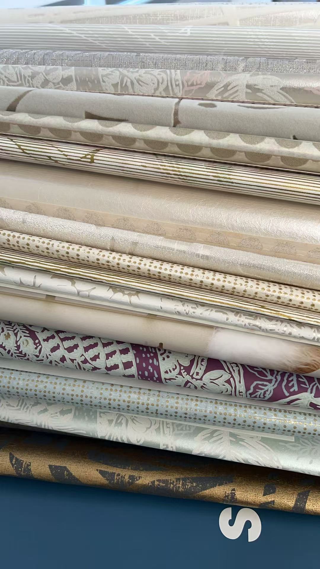 REFLECT - Discontinued Wallpaper Books