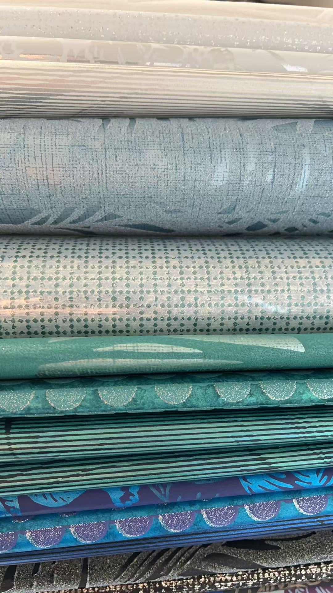 REFLECT - Discontinued Wallpaper Books