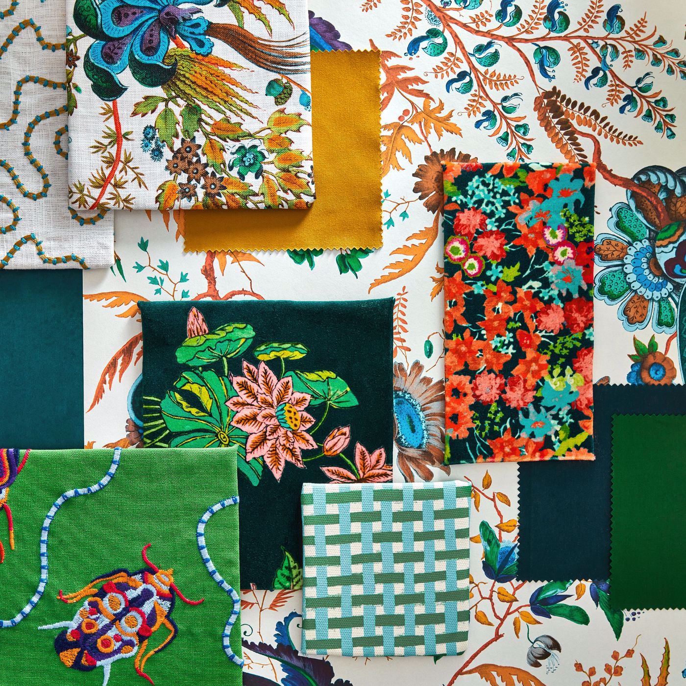 WONDERLAND FLORAL