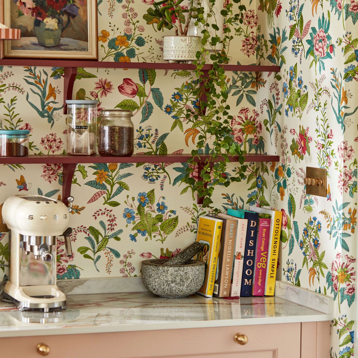 WOODLAND FLORAL