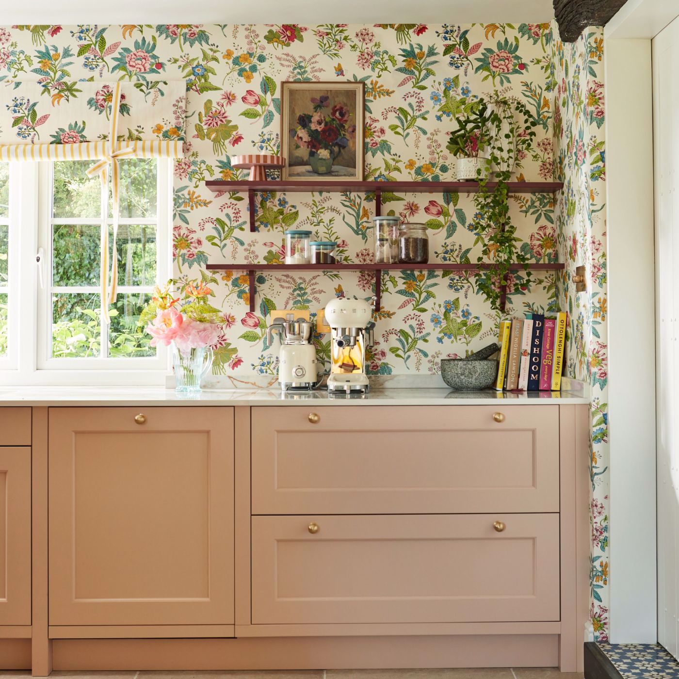 WOODLAND FLORAL