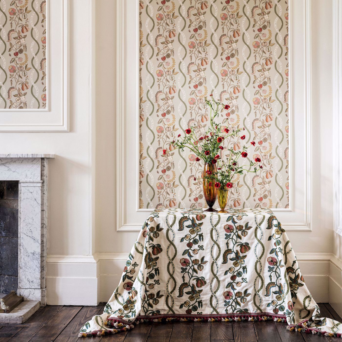 KITCHEN GARDEN - Wedgwood & Gala