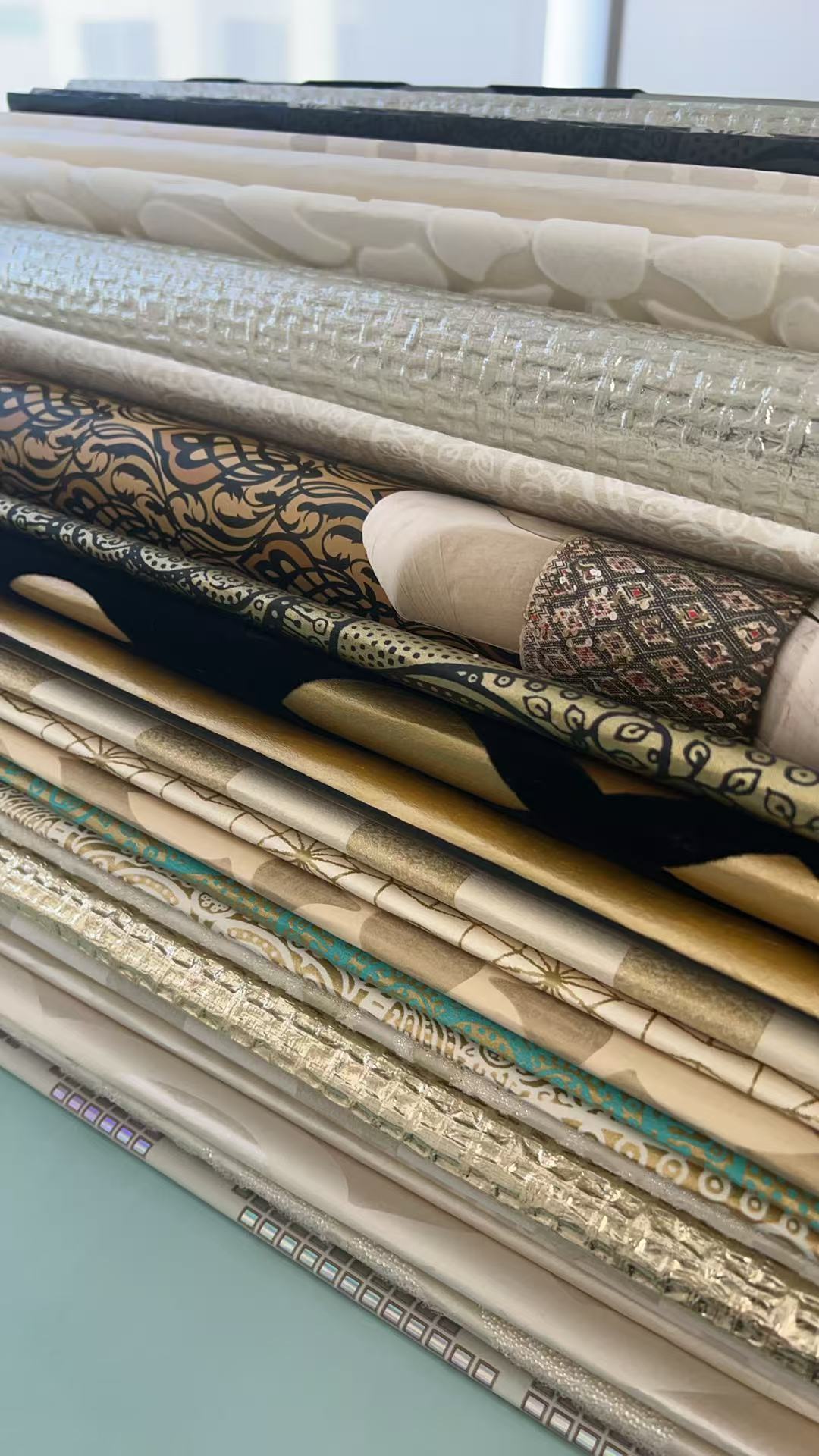 YASMIN - Discontinued Wallpaper Books