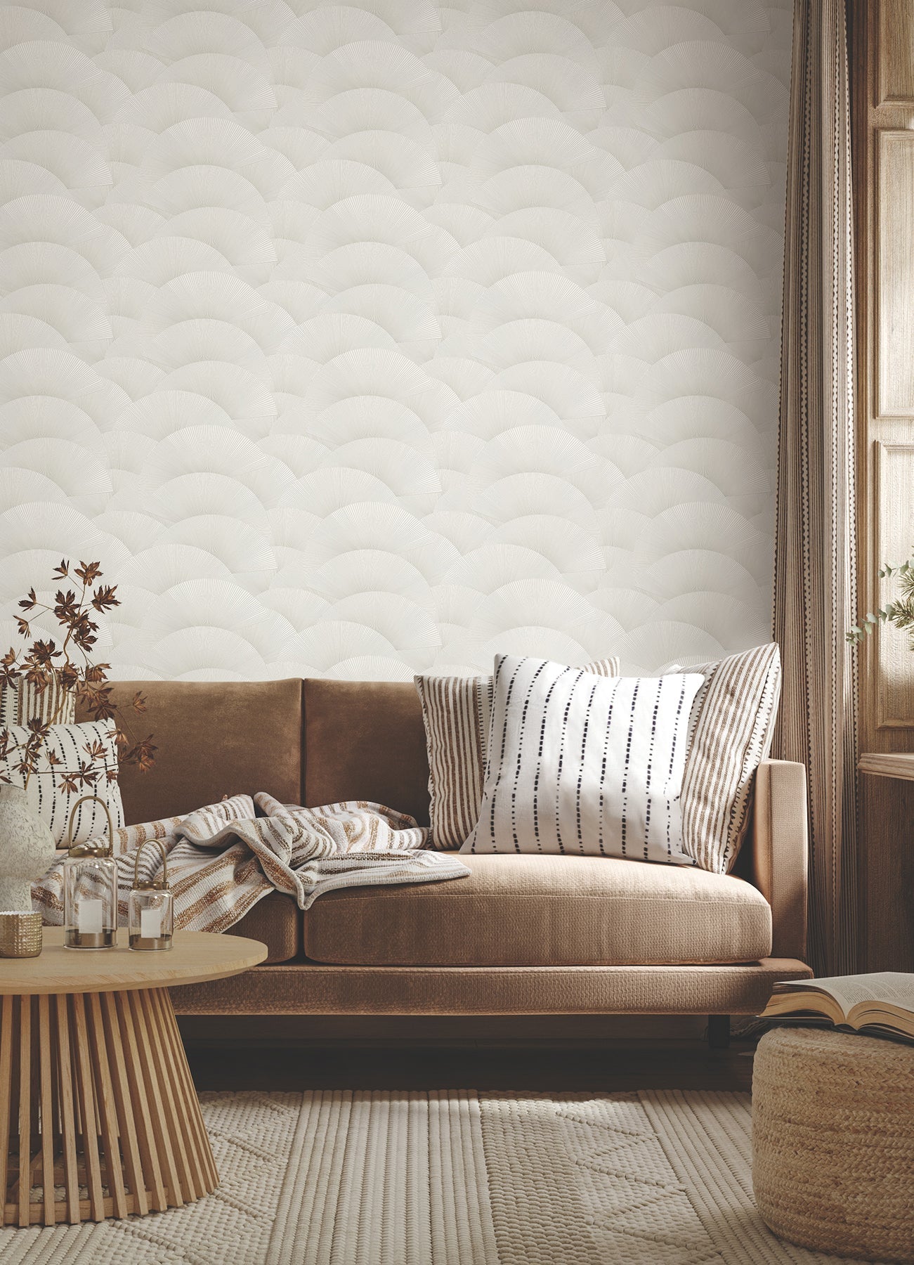 Morning Shell - White & Silver