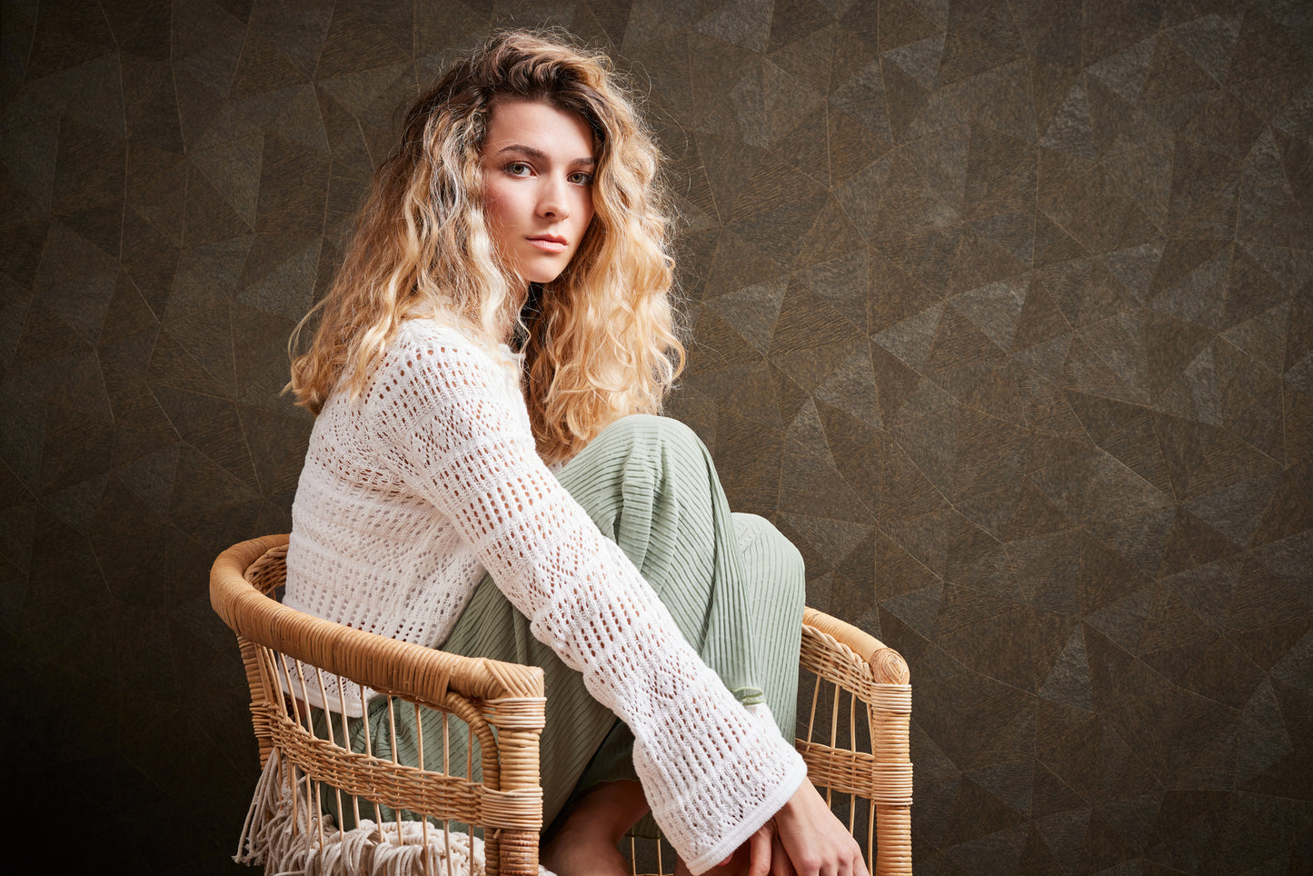 Discreet Triangle Pattern