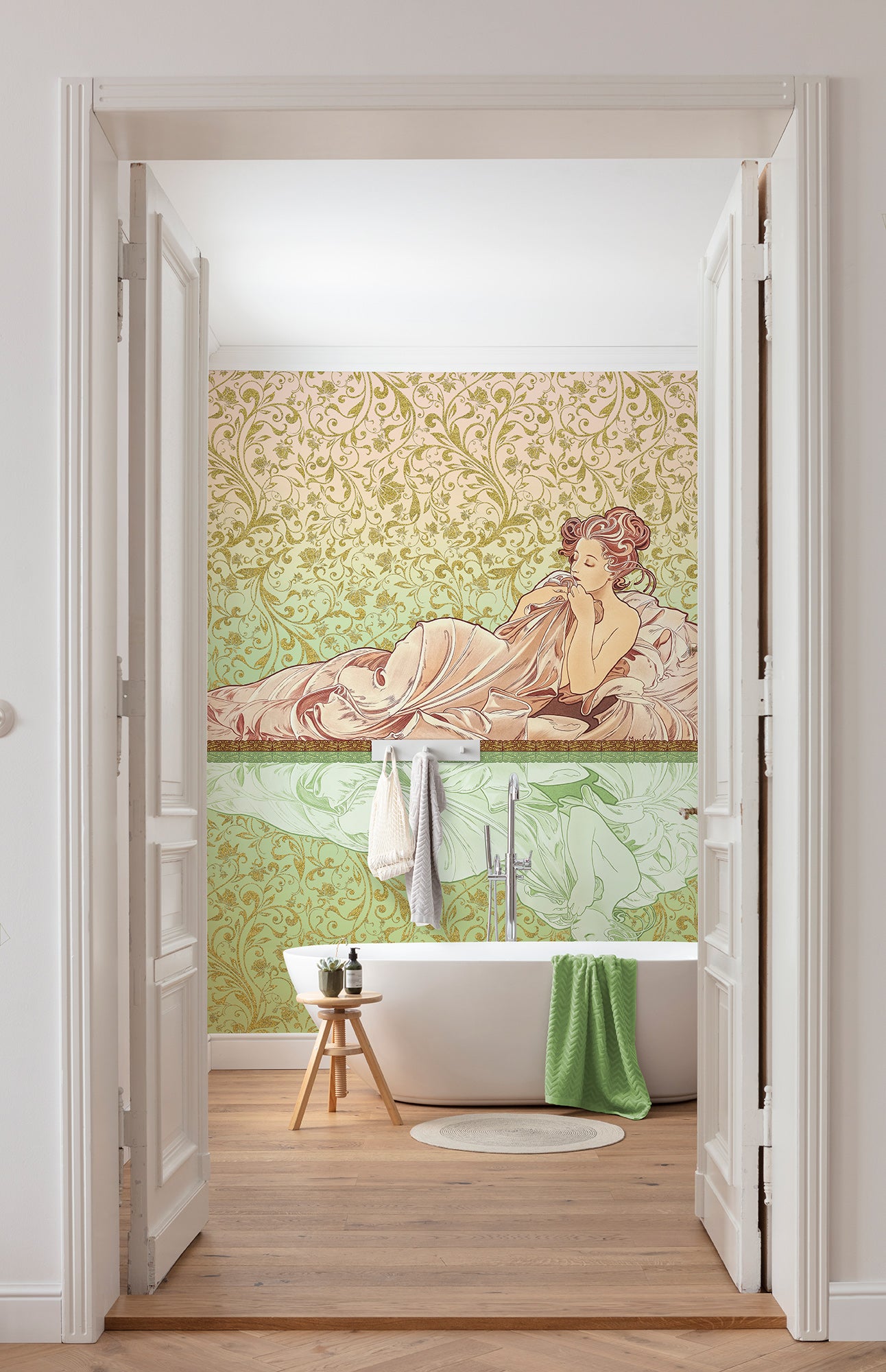 Reflexion Wall Mural