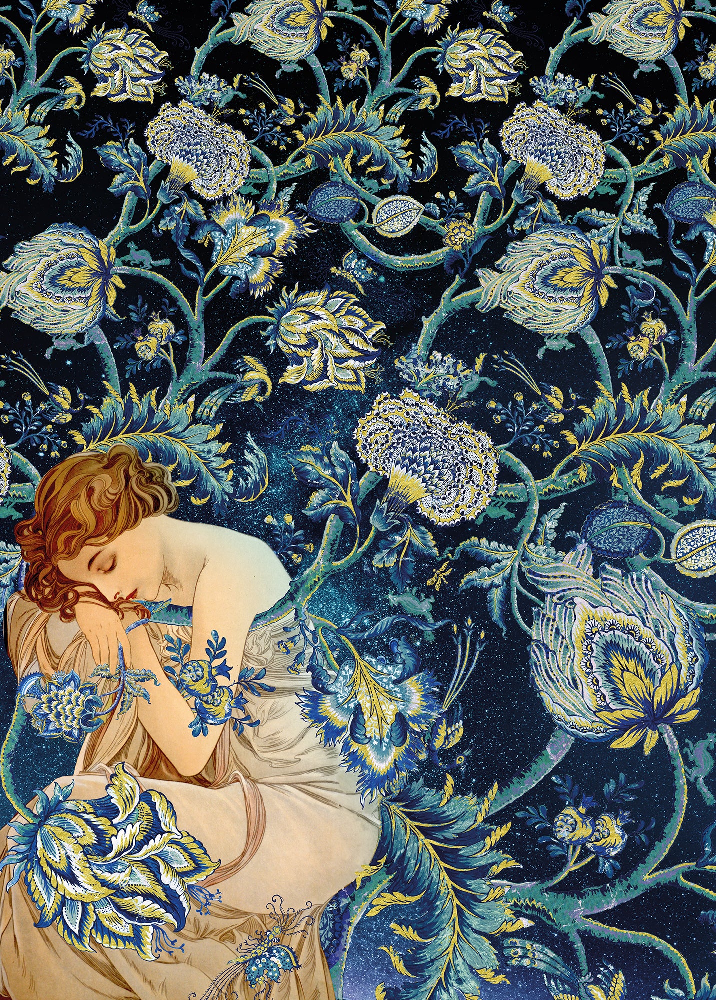 Femme d'Or Wall Mural