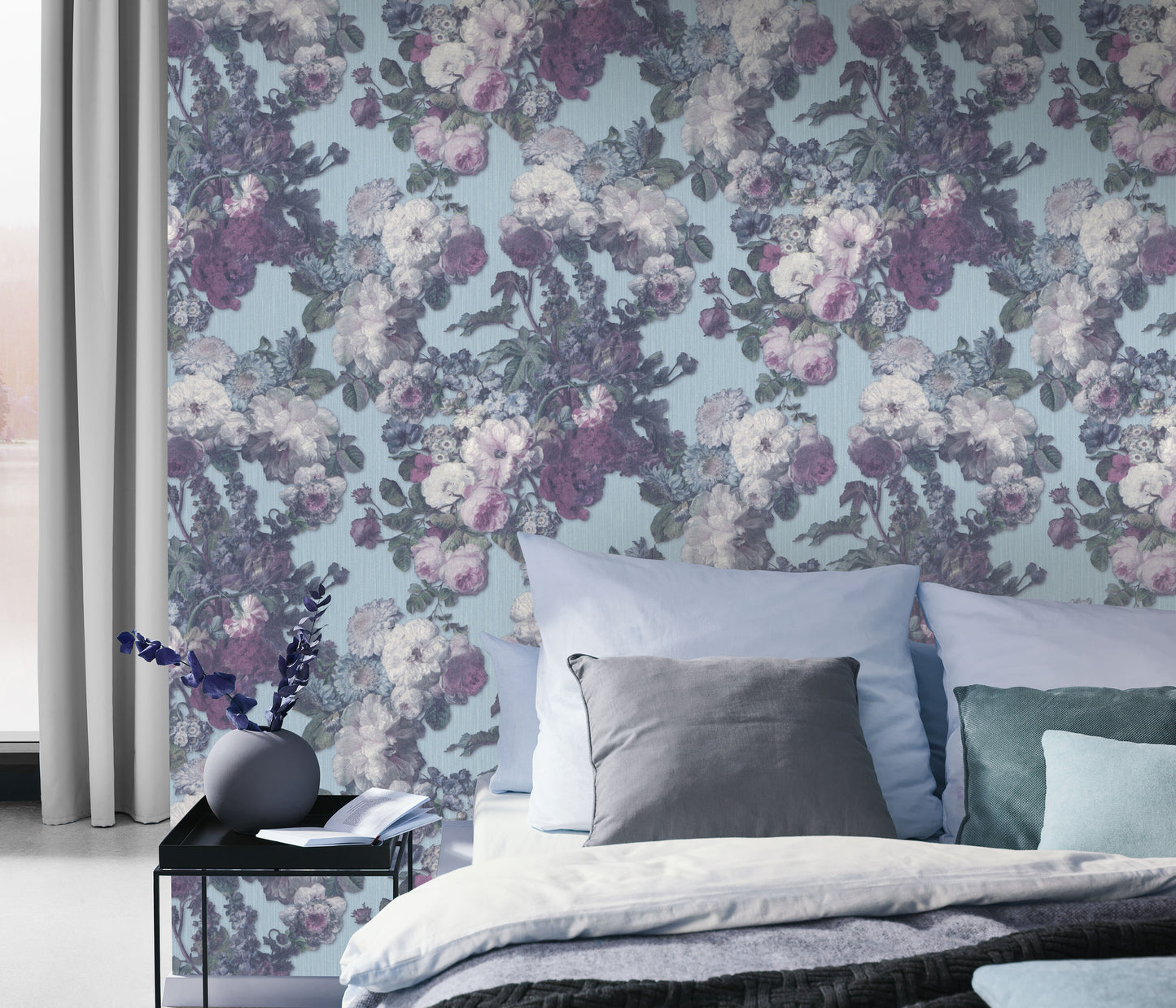 Vintage Shimmering Floral Textured Wallpaper